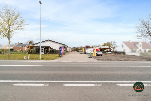 Gebouw voor gemengd gebruik te koop in Maldegem