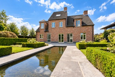 Villa in Damme